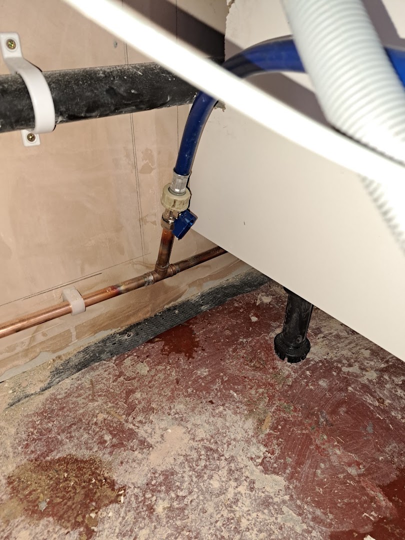 Plymouth Paul the Handyman — Photos 9